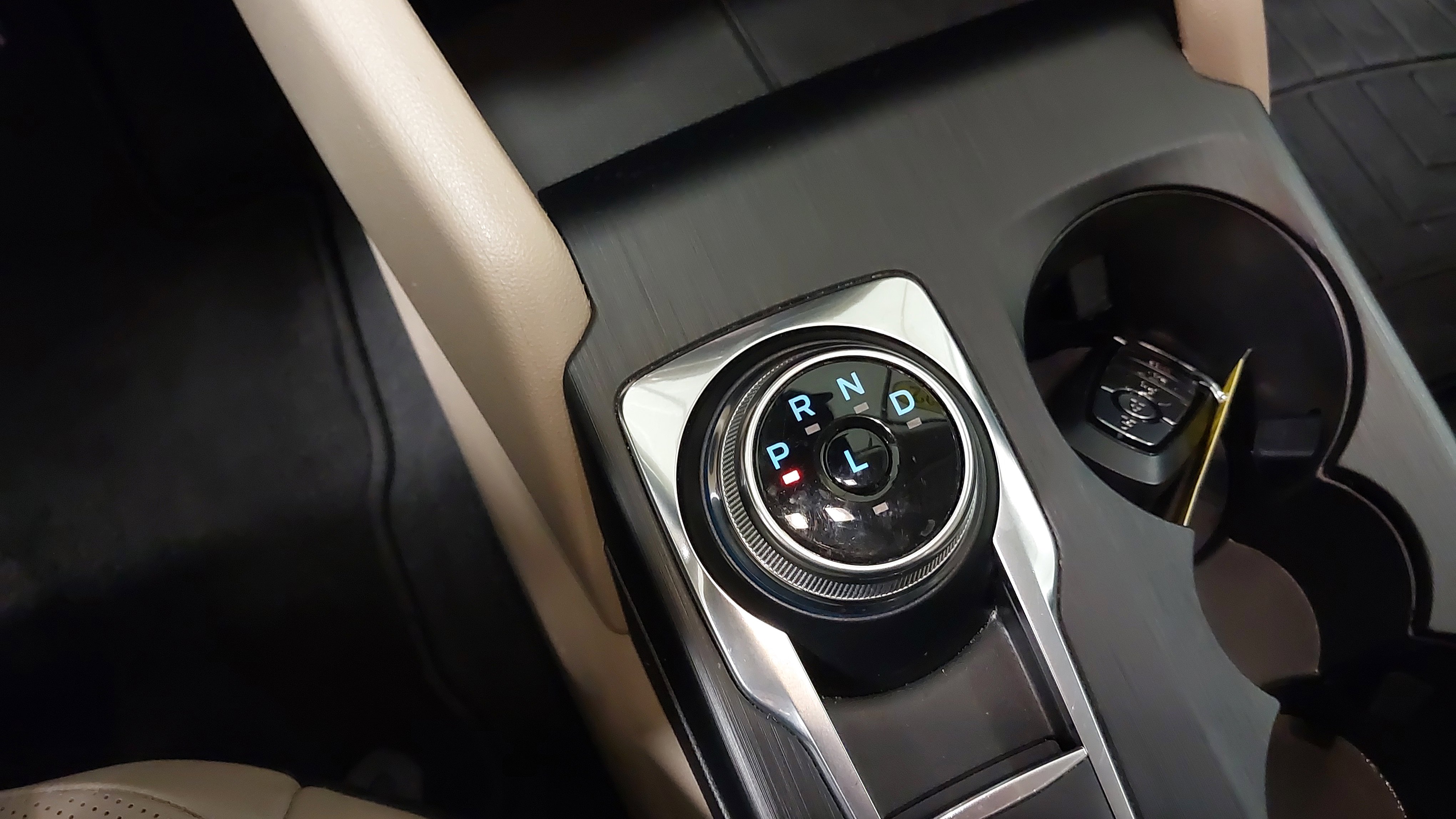 Used 2022 Ford Escape SEL image 21