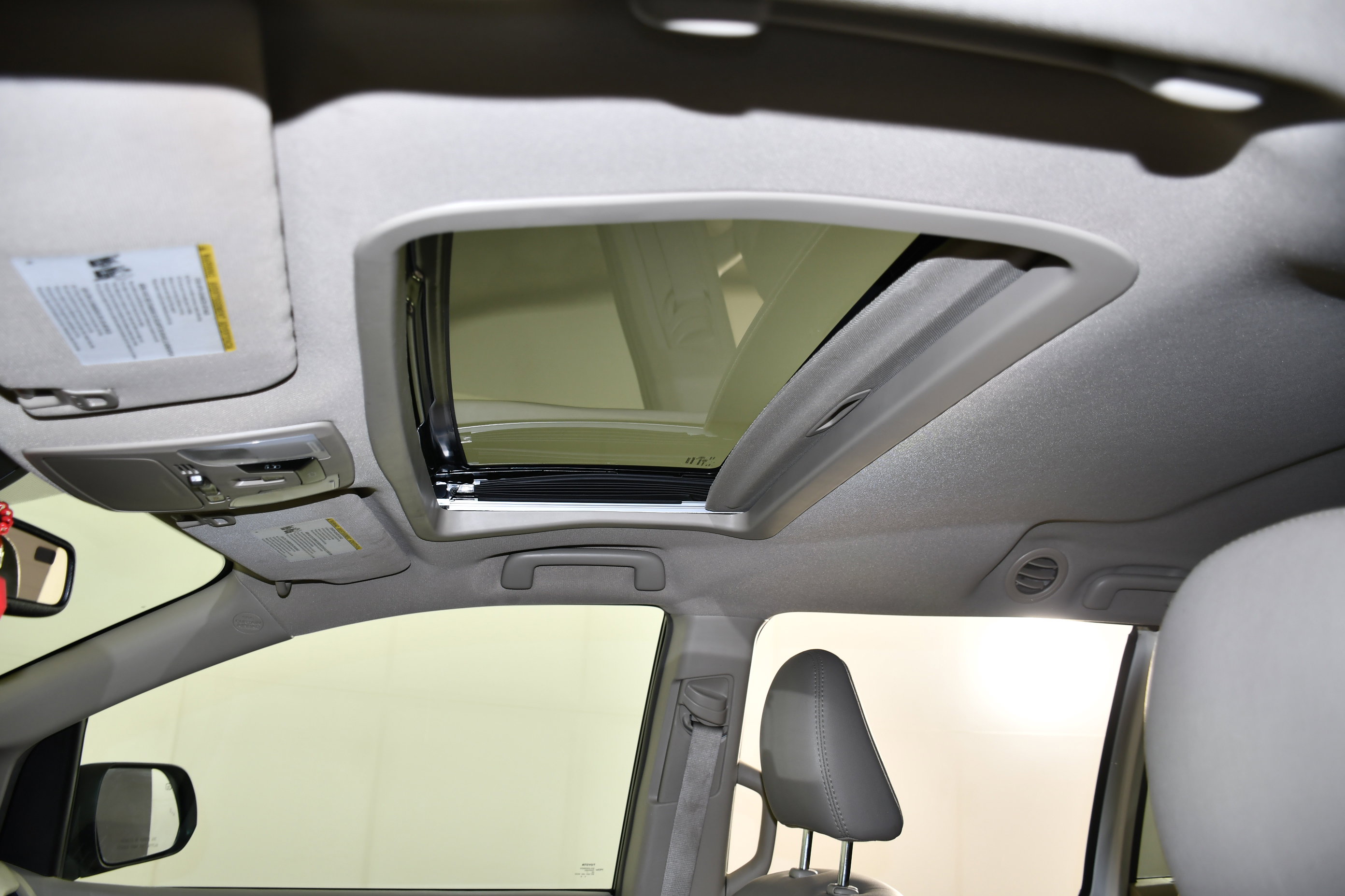 Used 2018 Toyota Sienna XLE FWD image 38