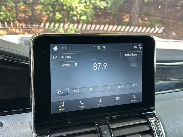Used 2019 Lincoln Navigator L Reserve AWD/4WD image 28