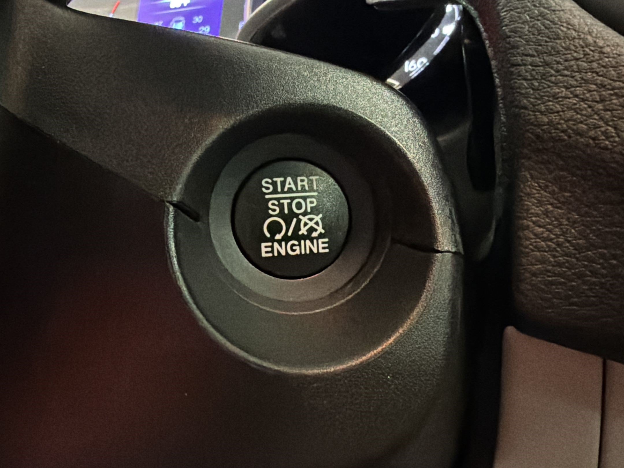 Used 2020 Jeep Compass Latitude FWD image 16