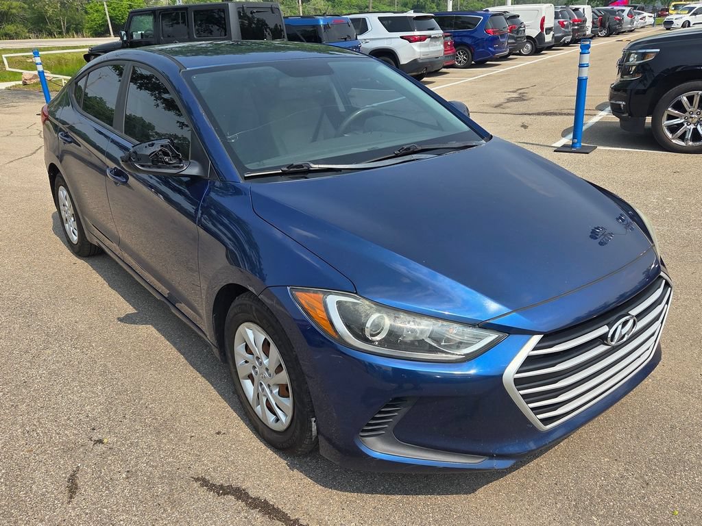 Used 2017 Hyundai Elantra SE FWD image 9