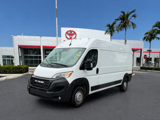Used 2025 RAM ProMaster 2500 w/ Convenience Group FWD image 3