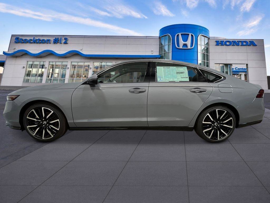 New 2026 Honda Accord Touring image 2