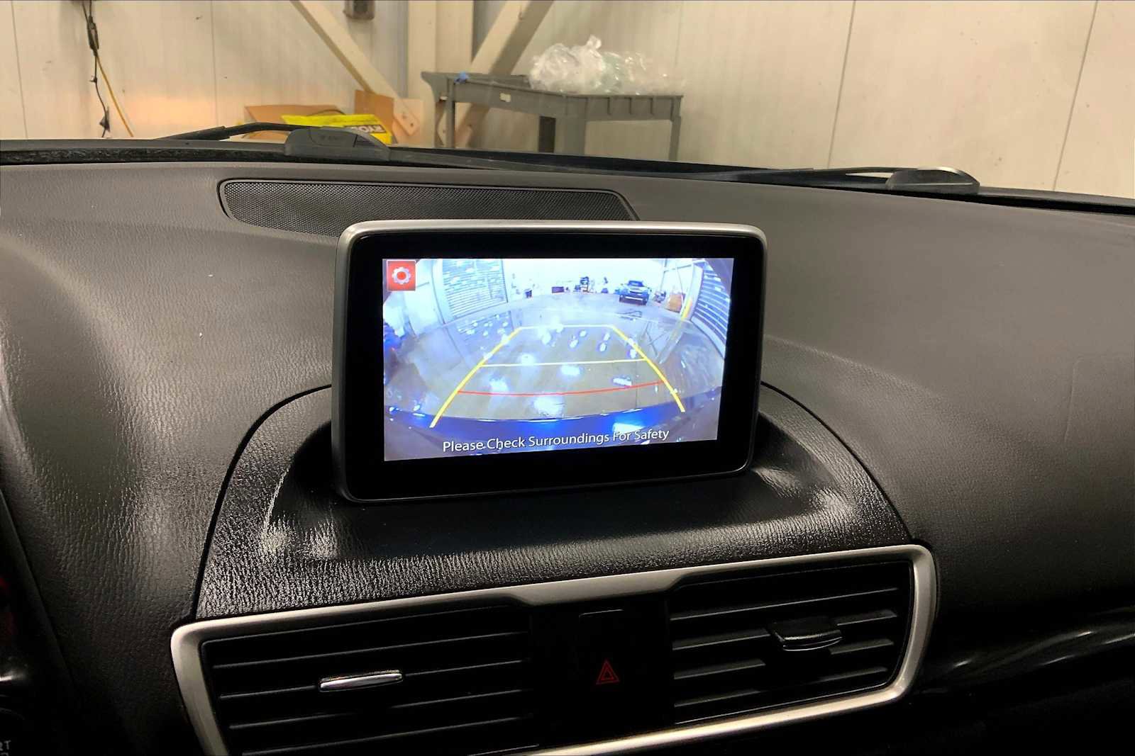 Used 2015 MAZDA MAZDA3 i Touring image 27