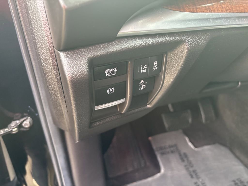 Used 2019 Acura MDX SH-AWD image 26