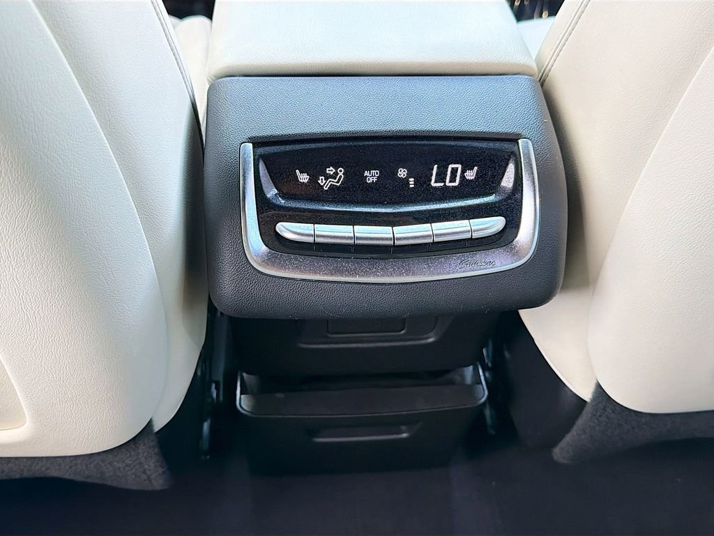 Used 2021 Cadillac XT6 Sport image 36