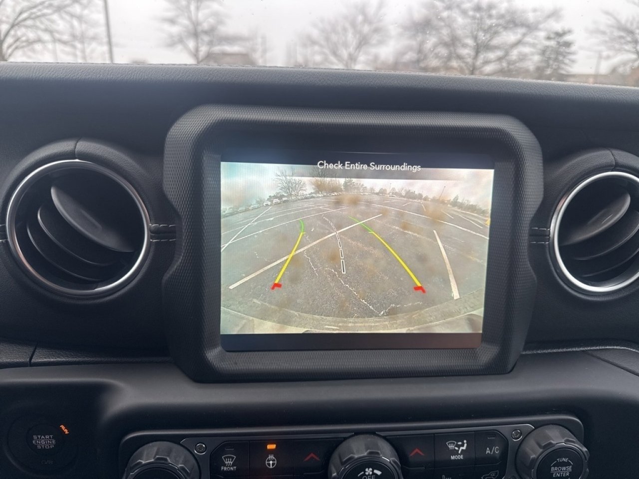 Used 2021 Jeep Wrangler Unlimited Sahara image 27