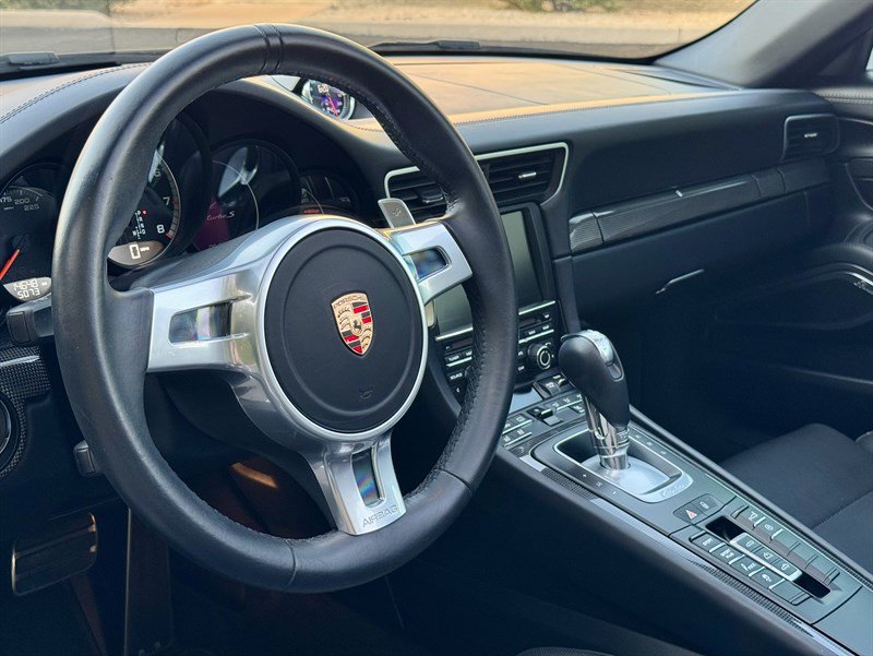 Used 2015 Porsche 911 Turbo S w/ High-end Infotainment Package AWD/4WD image 46