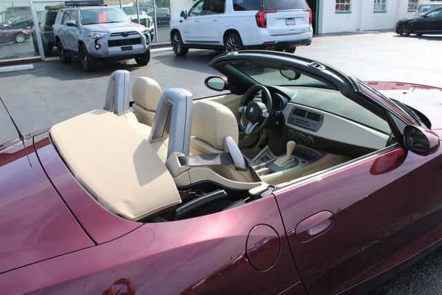 Used 2004 BMW Z4 2.5i RWD image 27