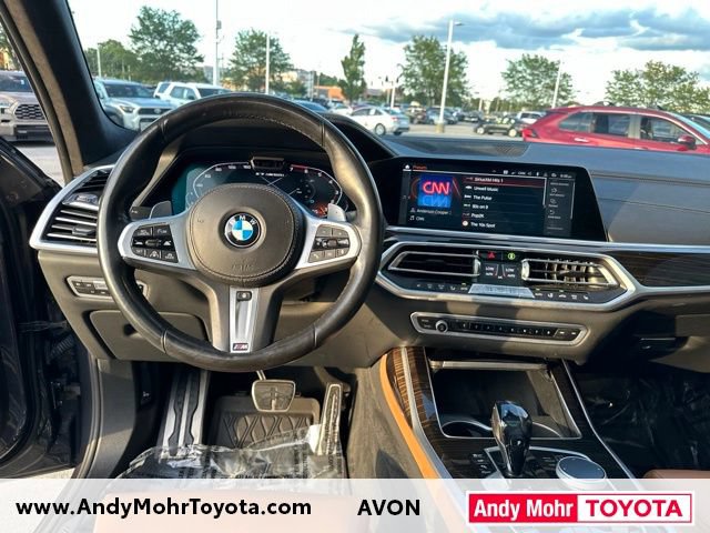 Used 2021 BMW X7 M50i w/ Dynamic Handling Package AWD/4WD image 16