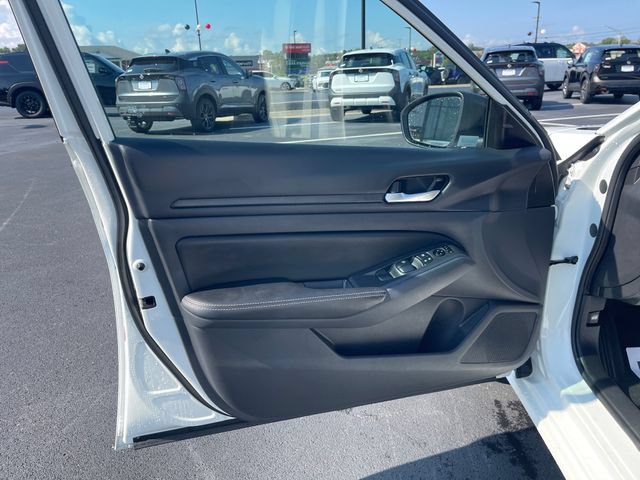 Certified 2025 Nissan Altima 2.5 SV FWD image 12