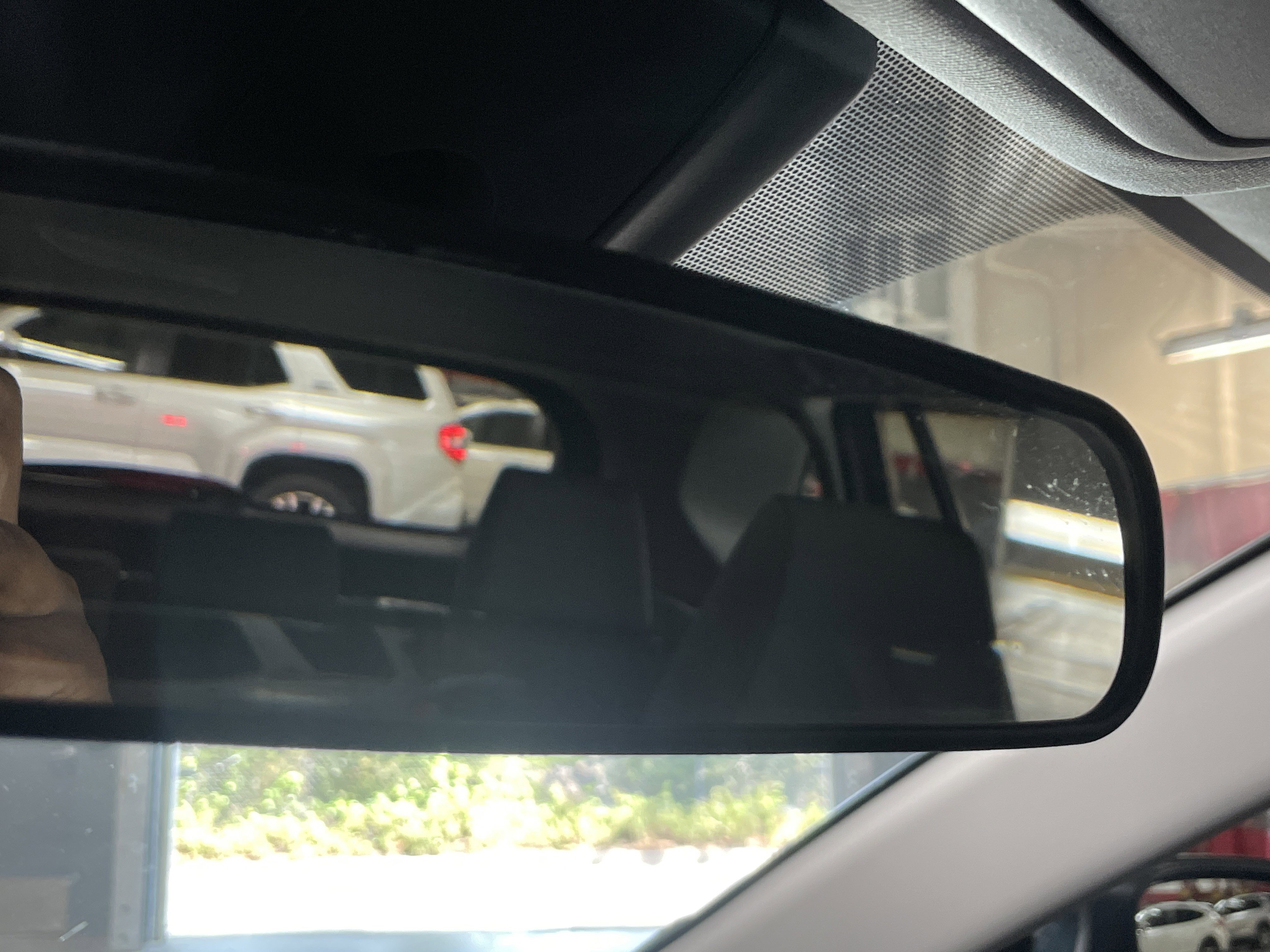 Used 2021 Toyota RAV4 XLE w/ Convenience Package FWD image 27