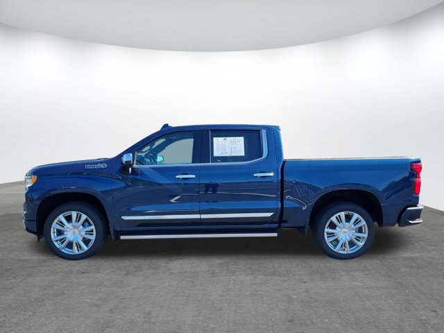 Used 2023 Chevrolet Silverado 1500 High Country w/ Technology Package image 4