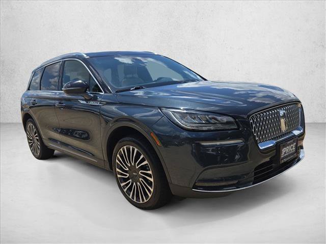 Used 2021 Lincoln Corsair Reserve w/ Elements Package FWD image 3