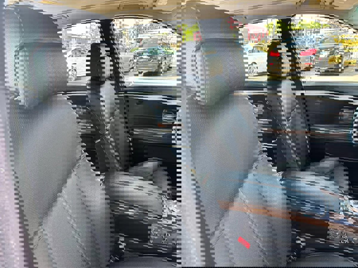 Used 2008 BMW 750Li image 33