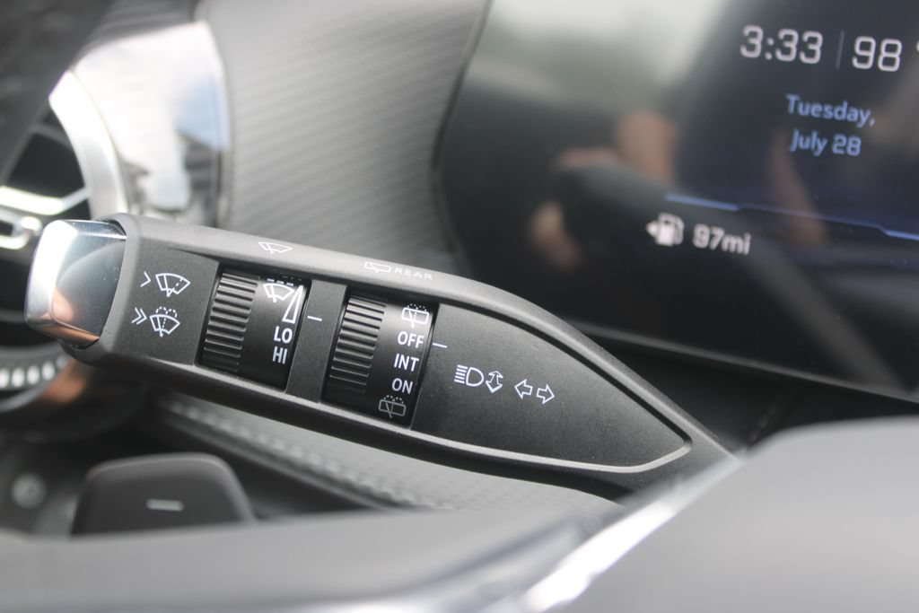 New 2027 Chevrolet Equinox LT w/ Convenience Package II FWD image 39
