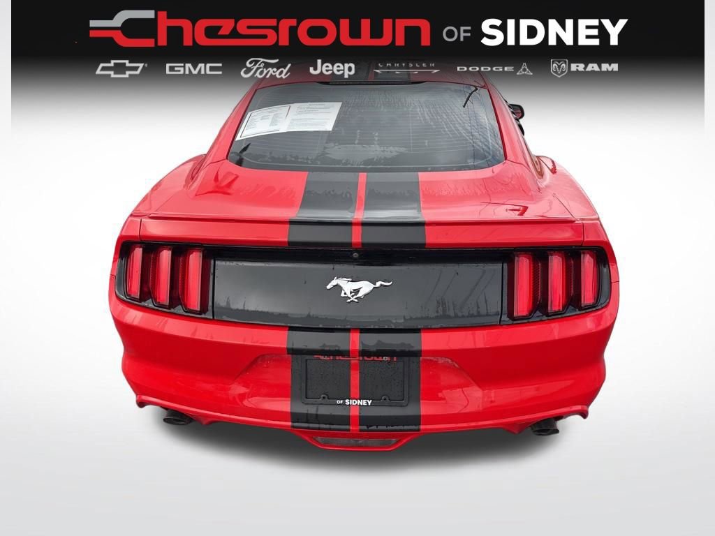 Used 2017 Ford Mustang Coupe RWD image 4