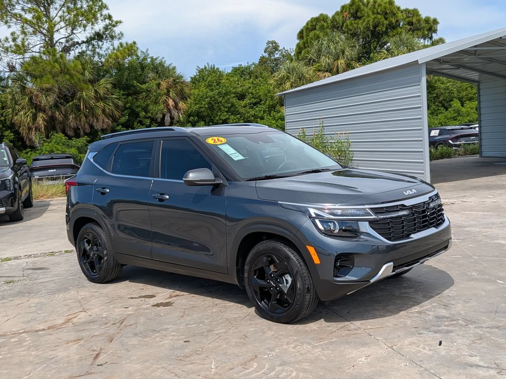 Certified 2026 Kia Seltos EX w/ EX Sunroof Package FWD image 2