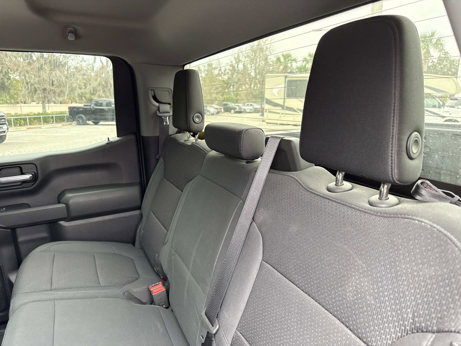 Used 2020 Chevrolet Silverado 1500 Custom w/ Custom Value Package image 11