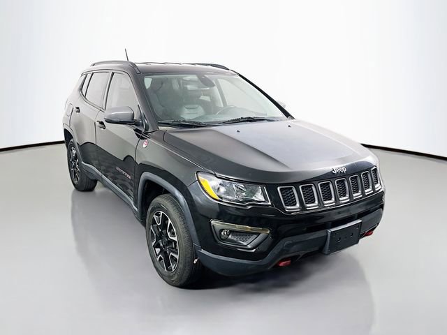 Used 2019 Jeep Compass Trailhawk image 1