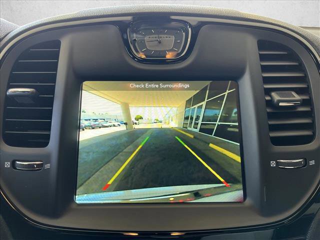 Used 2019 Chrysler 300 S w/ S Model Appearance Package RWD image 13