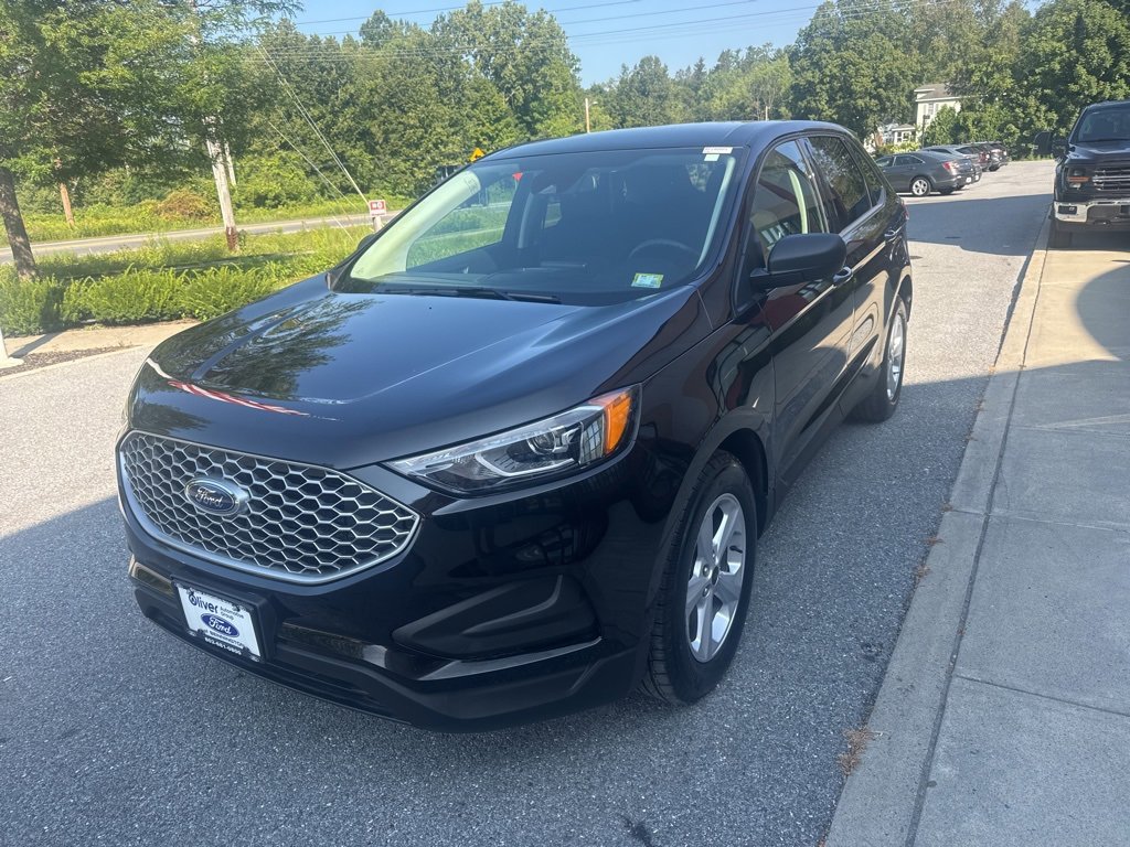 New 2024 Ford Edge SE image 3