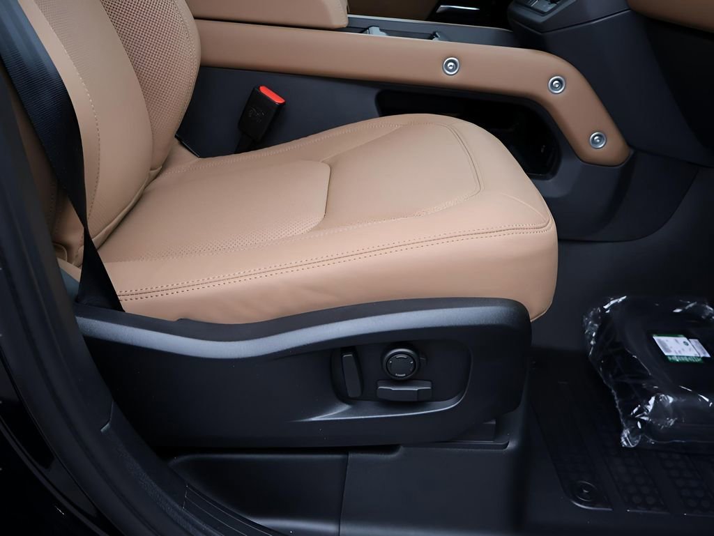 New 2026 Land Rover Defender 110 S image 11