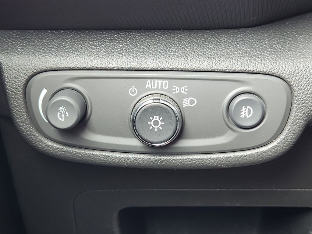 Used 2022 Chevrolet TrailBlazer LT w/ Convenience Package FWD image 29