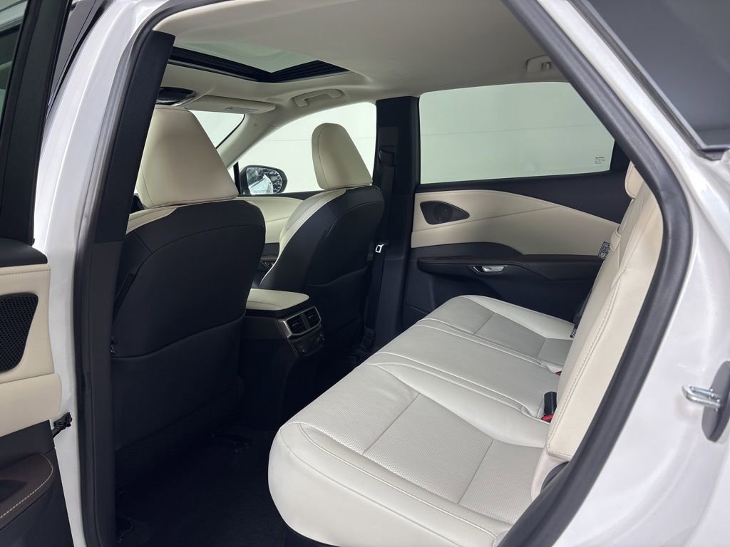 Used 2024 Lexus RX 350 Premium Plus w/ Convenience Package image 17