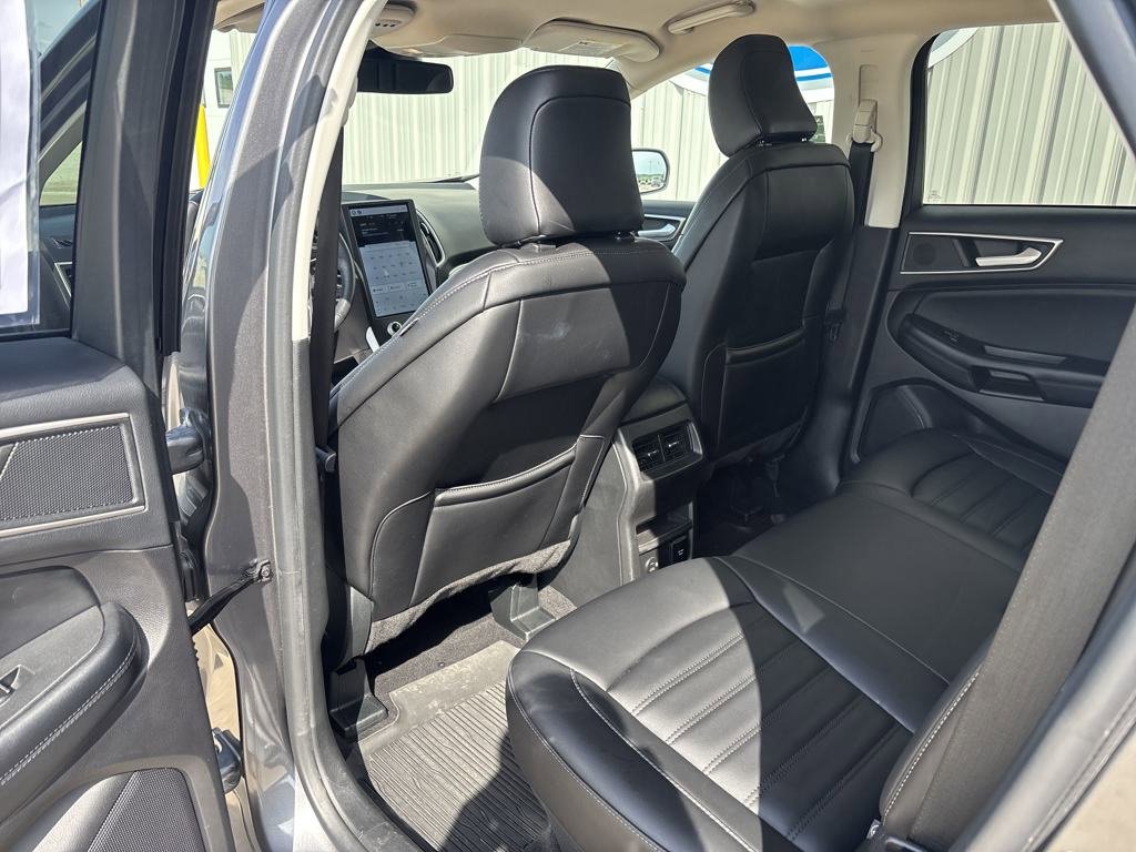 Used 2022 Ford Edge SEL w/ Convenience Package image 28