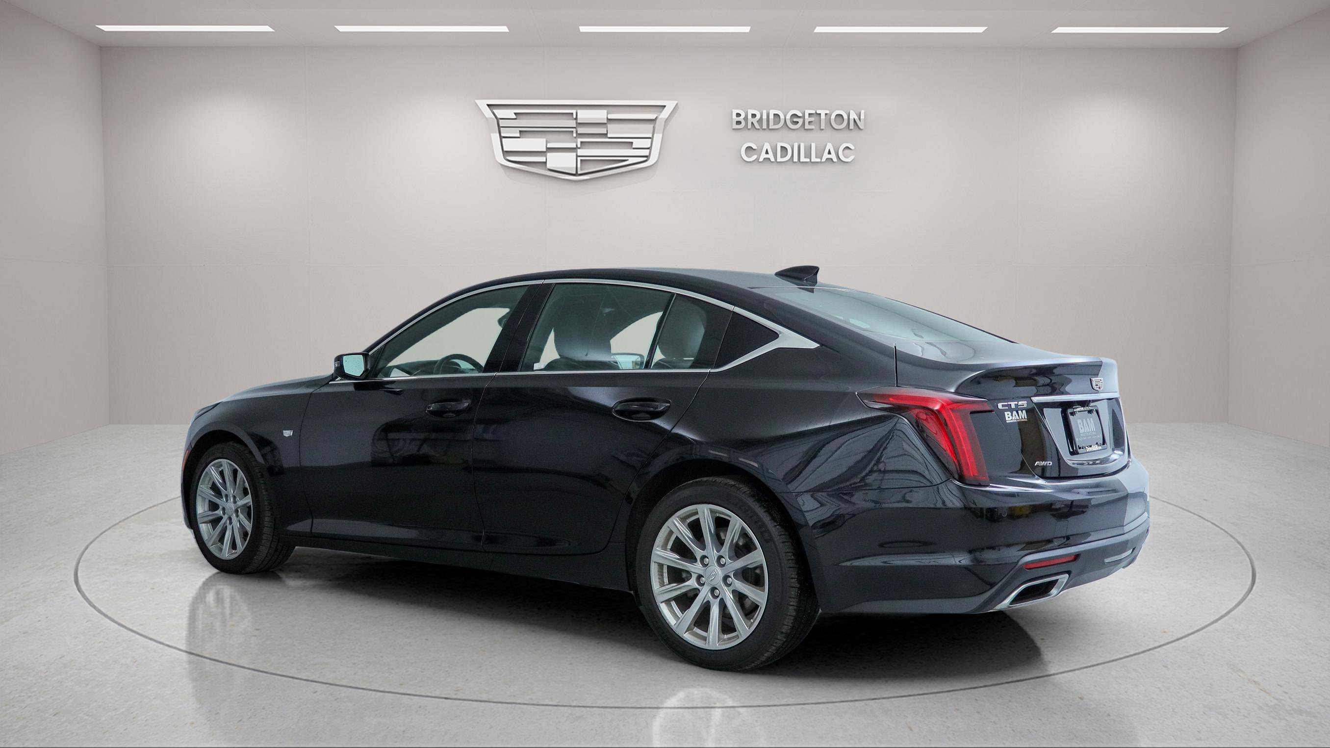 Used 2024 Cadillac CT5 Luxury w/ Cold Weather Package AWD/4WD image 5