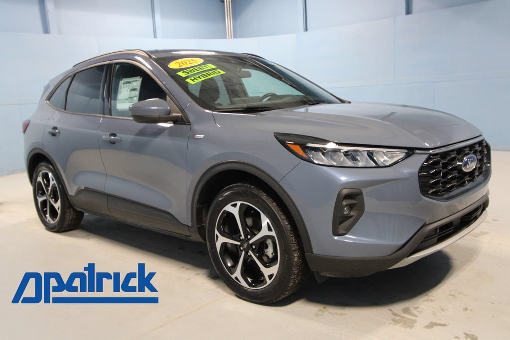 Used 2025 Ford Escape ST-Line Select w/ Tech Pack #1 AWD/4WD image 1
