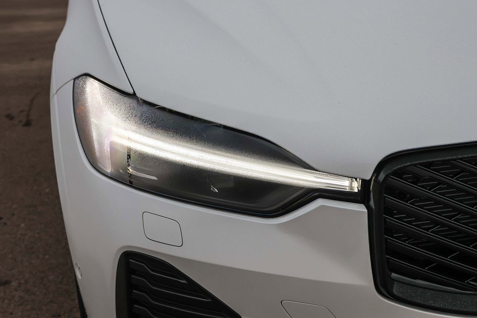 New 2026 Volvo XC60 B5 Plus w/ Climate Package PRO image 16