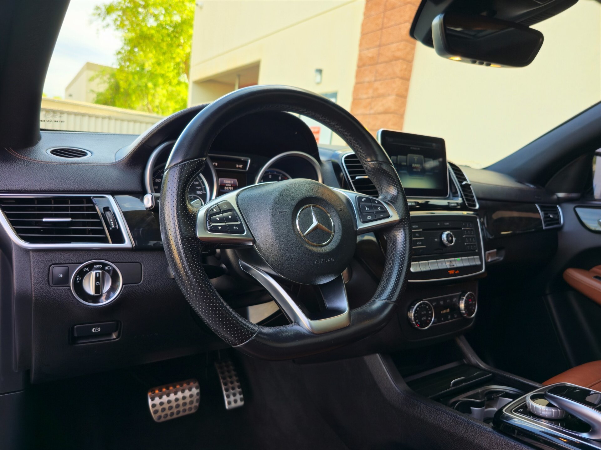 Used 2016 Mercedes-Benz GLE 450 4MATIC Coupe image 17