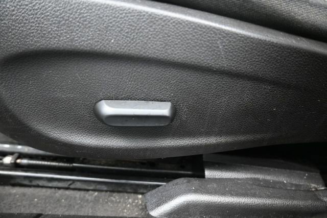Used 2016 Chevrolet Cruze LT w/ Sun And Sound Package FWD image 33