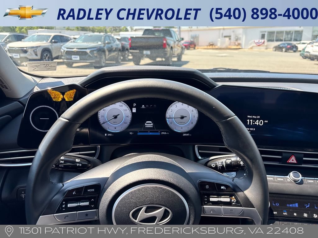 Used 2025 Hyundai Elantra SEL FWD image 6
