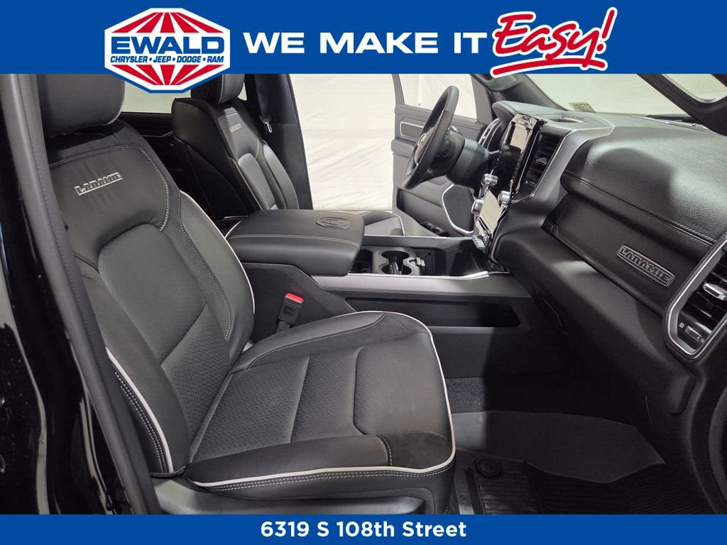 New 2026 RAM 1500 Laramie AWD/4WD image 14