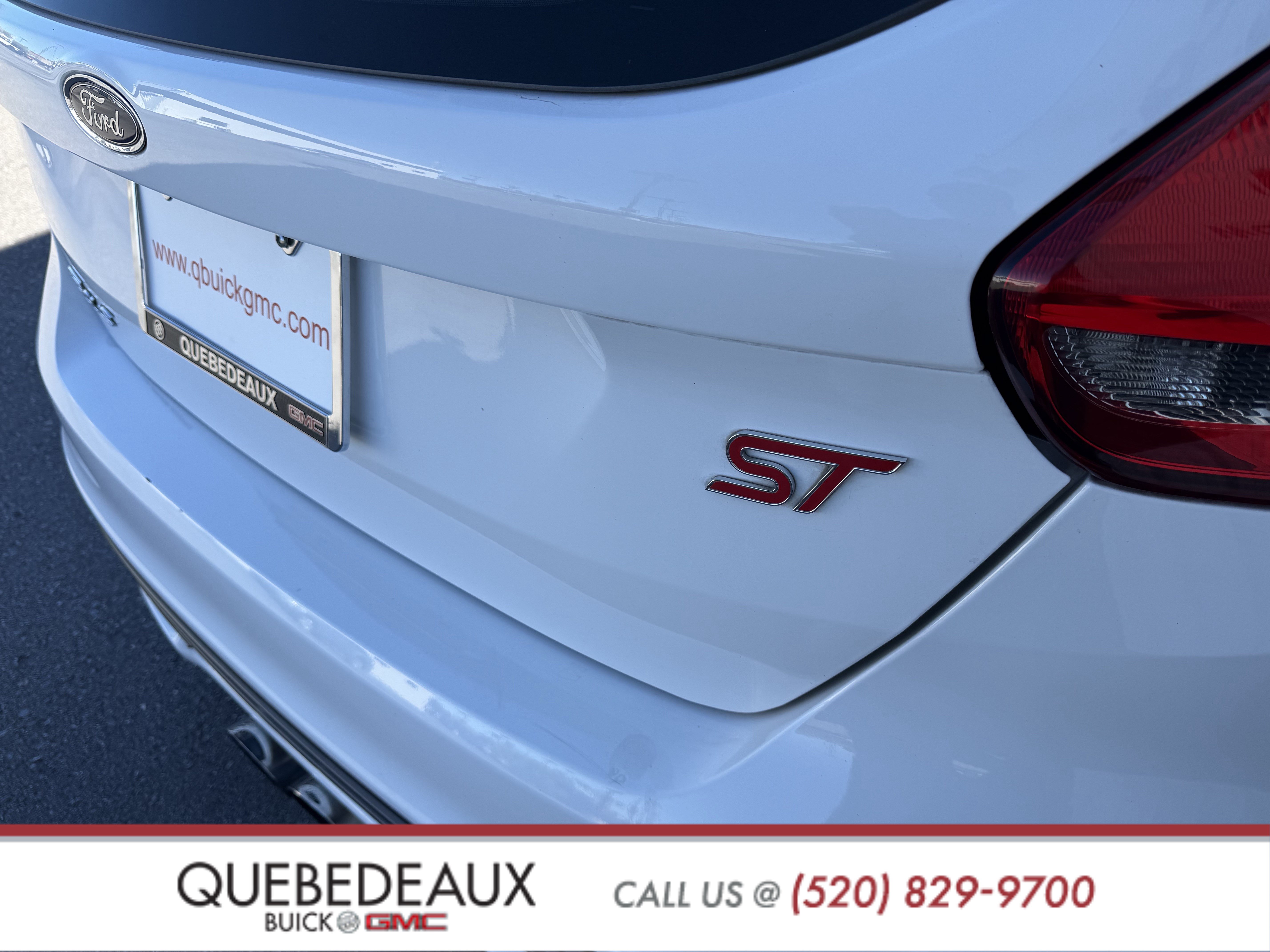 Used 2018 Ford Focus ST FWD image 9
