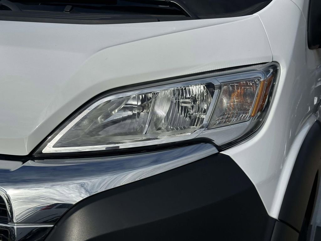 Used 2023 RAM ProMaster 2500 image 9