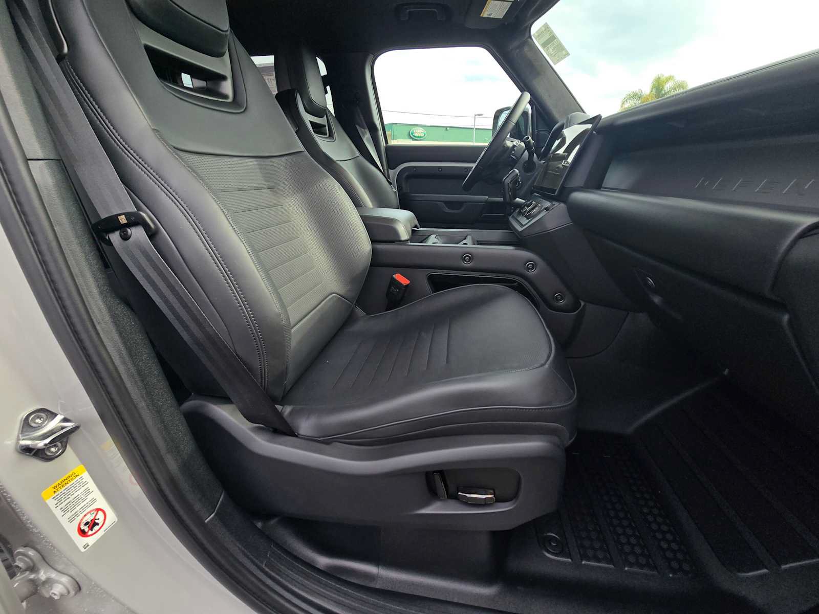 New 2026 Land Rover Defender 110 OCTA AWD/4WD image 11