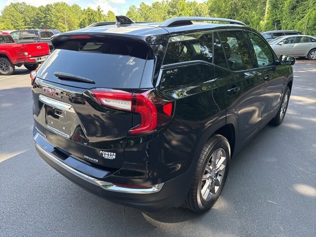 Used 2024 GMC Terrain SLT image 5
