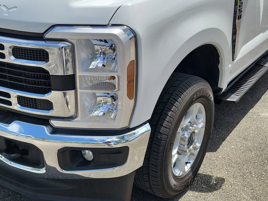 Used 2025 Ford F250 XLT image 9