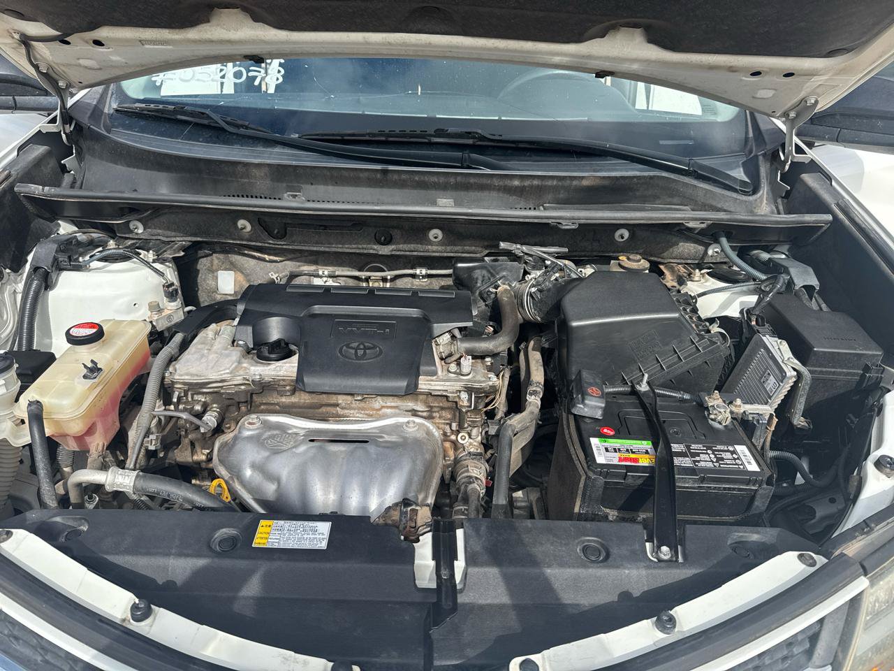 Used 2015 Toyota RAV4 LE FWD image 30
