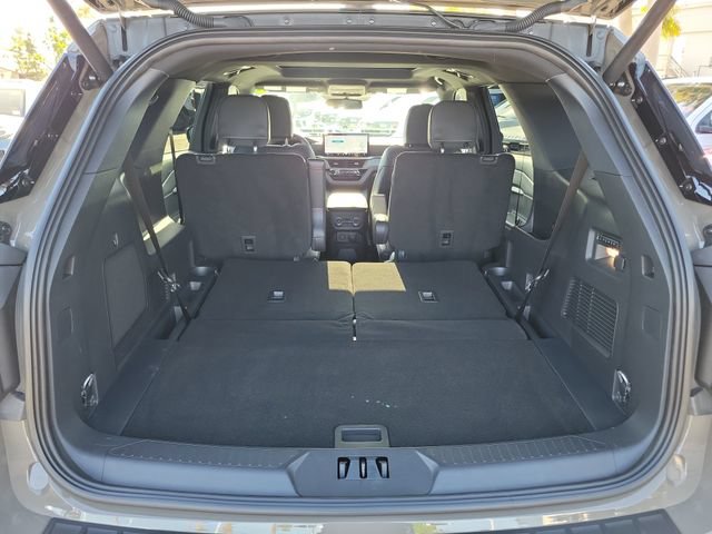 Used 2026 Ford Explorer ST w/ Sun And Sound Package AWD/4WD image 23