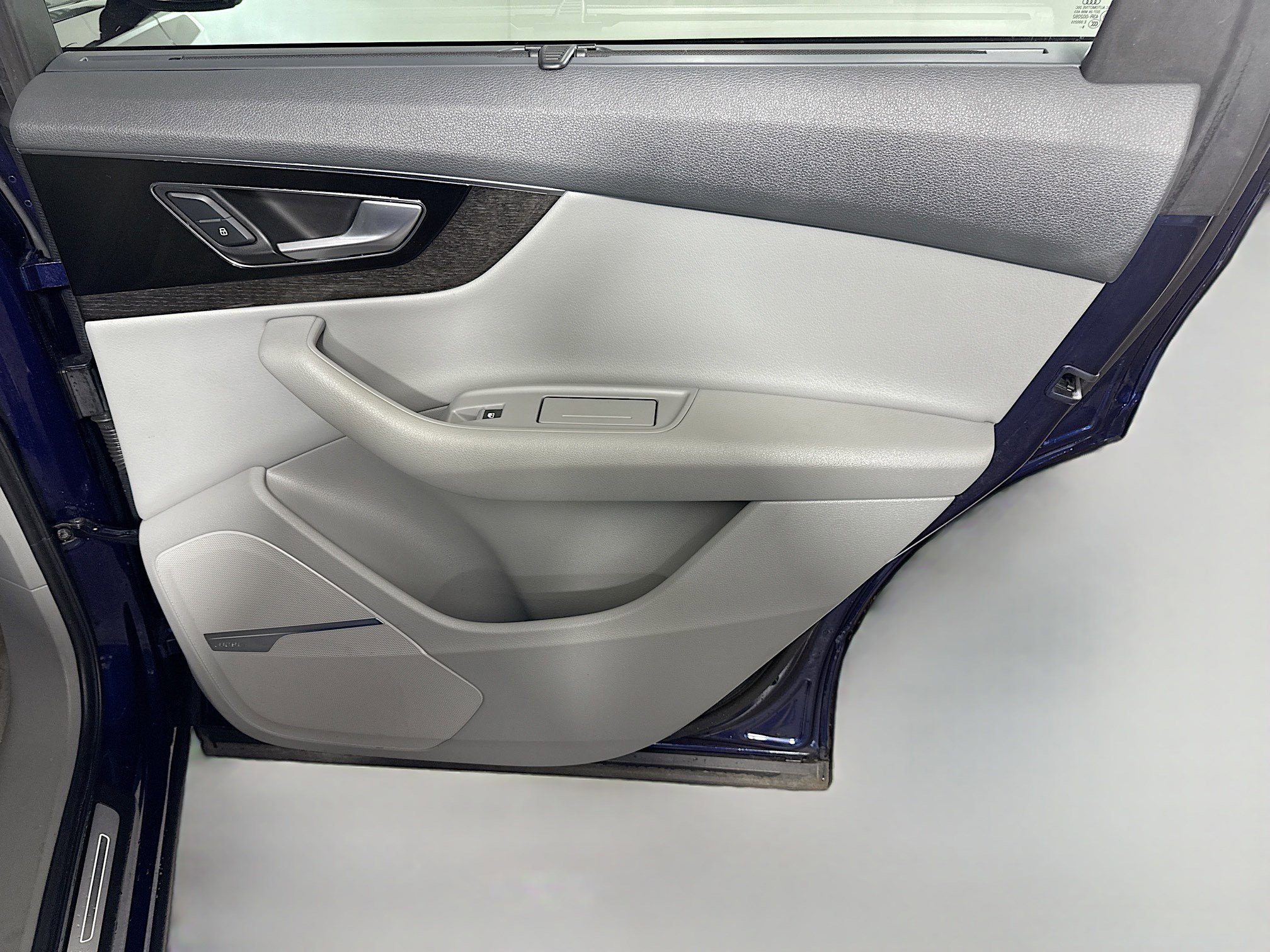 Used 2019 Audi Q7 3.0T Prestige image 28