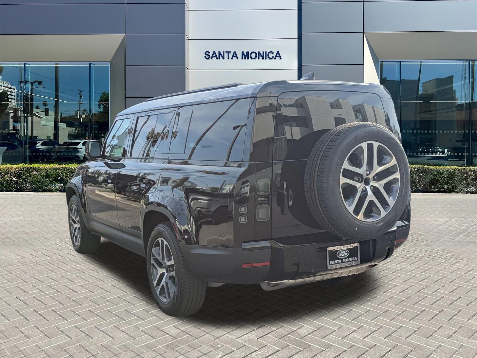 New 2026 Land Rover Defender 130 S image 3