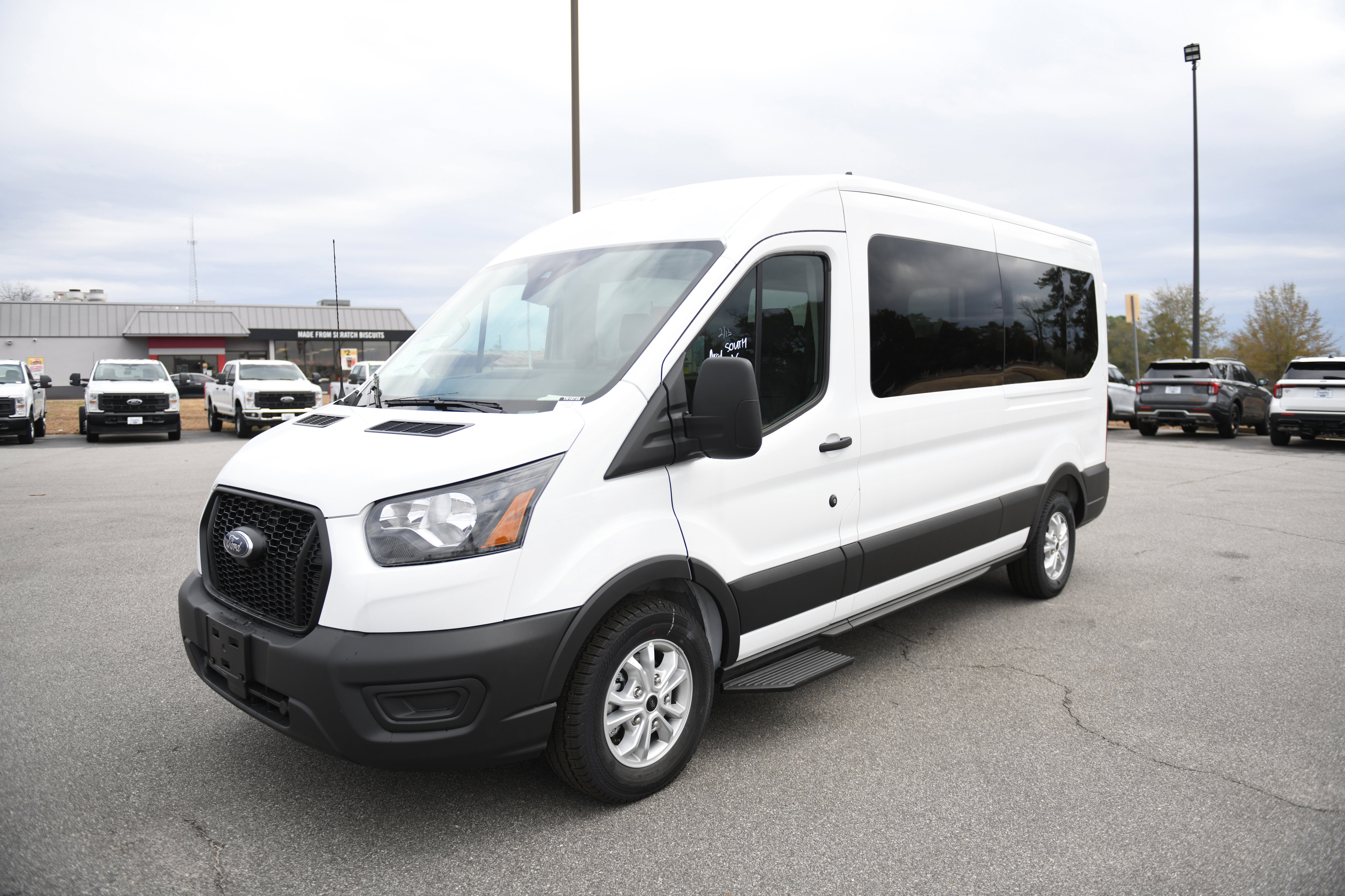 New 2025 Ford Transit 350 XL image 9