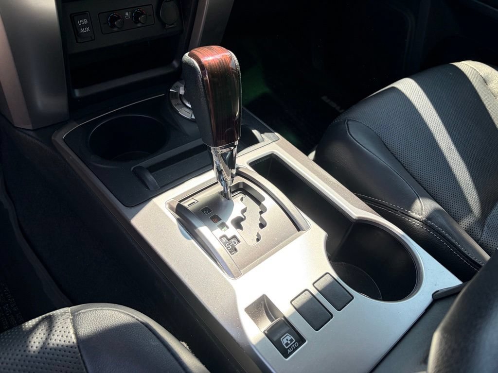Used 2018 Toyota 4Runner Limited AWD/4WD image 31