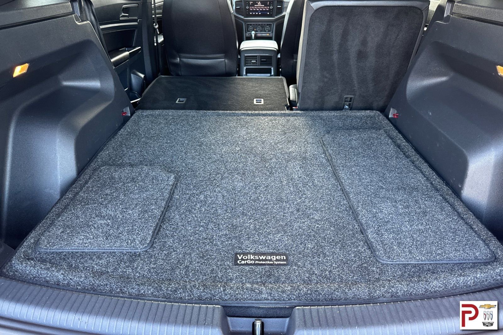 Used 2020 Volkswagen Atlas Cross Sport SE image 19