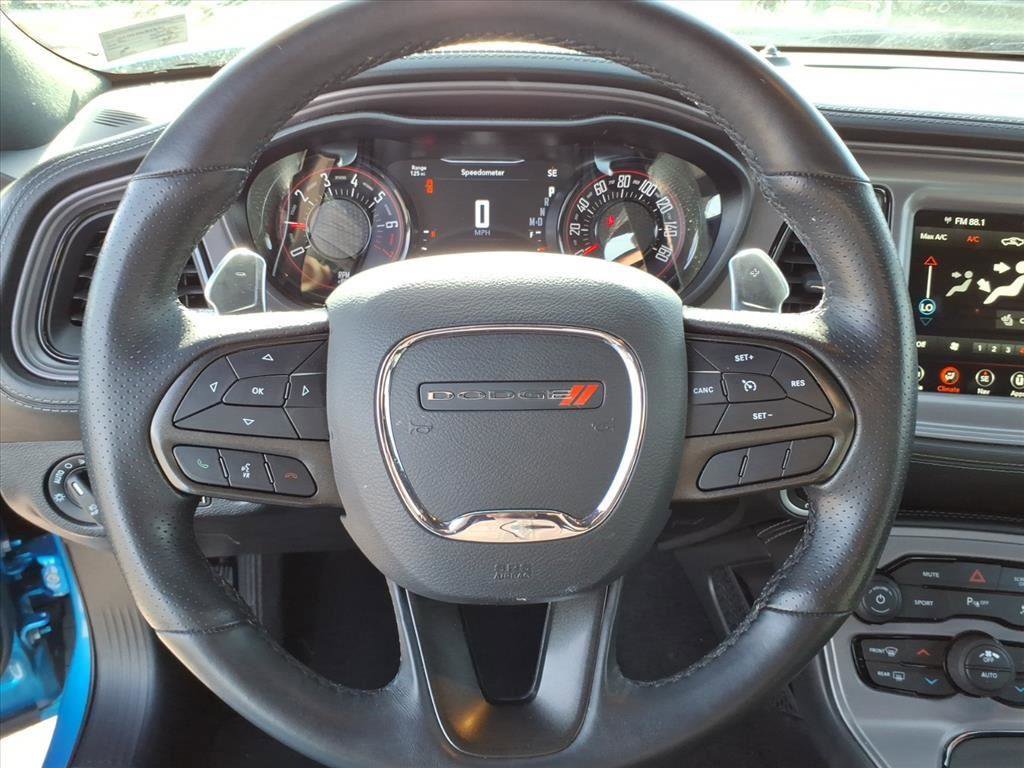 Used 2023 Dodge Challenger SXT w/ Plus Package image 17
